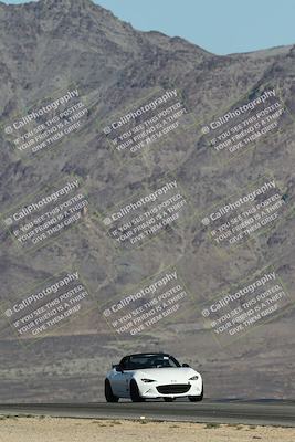 media/Oct-24-2025-Doghouse Garage (Fri) [[783d2ff07a]]/3-Intermediate/Session 2 (Turn 10)/